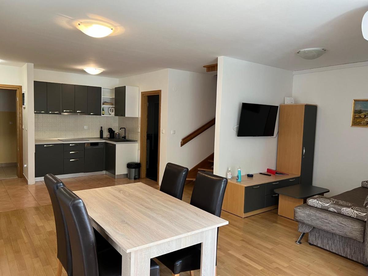 Apartmani Funda Bol Zewnętrze zdjęcie